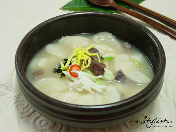 04_Korean_cusine_new_year_tteokguk-korean-rice-cake-soup