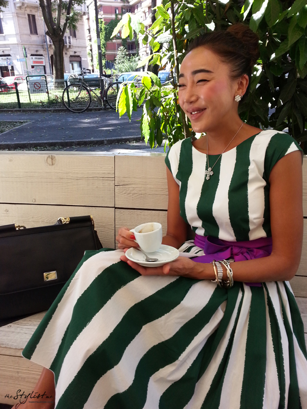 01_yuriAhn_theStylistme_wearing_dolce_and_gabbana_Sicilian_folk_SS13_stripe