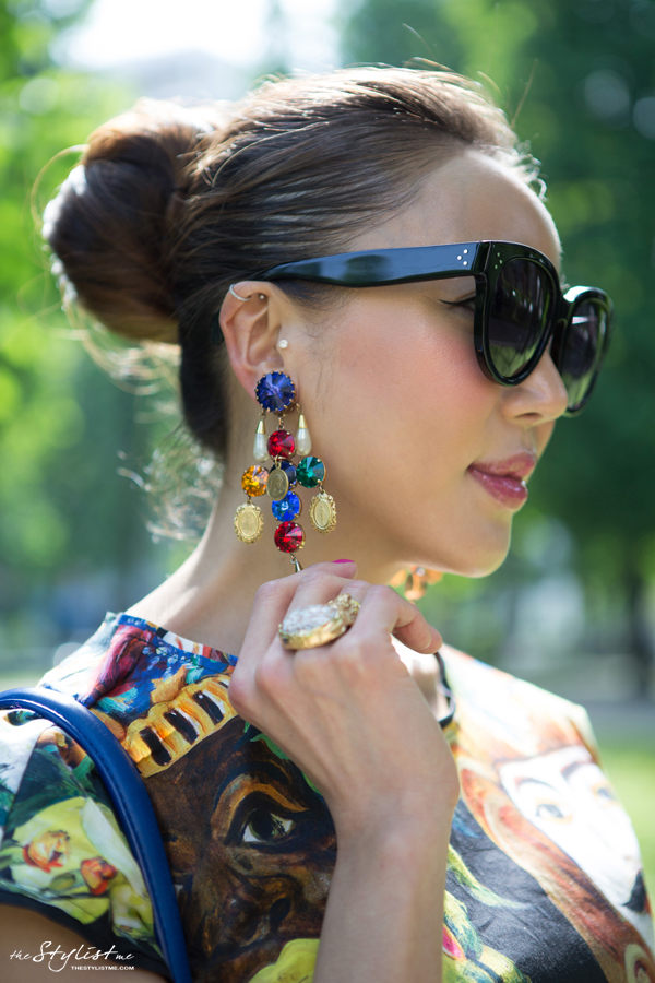 02-yuriAhn-theStylistme-wearing-dolce-and-gabbana-ss-2013-womenswear-sicilian-print-tunics-striped-skirt-sicilian-folk