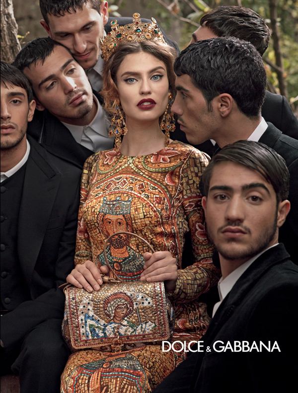 dolce-and-gabbana-fall-winter-2014-women-campaign-photos-bianca-balti-crown