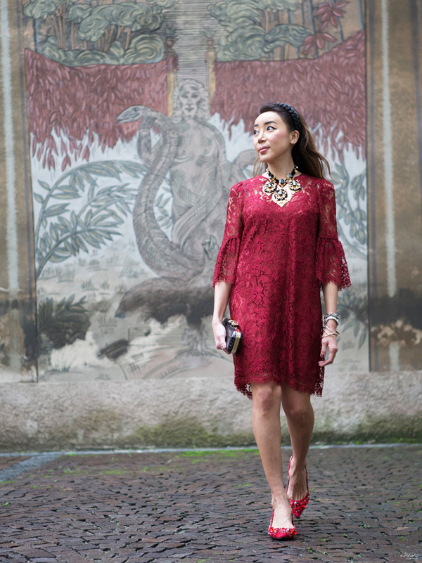 01-YuriAhn-theStylistme-wearing-red-lace-dolce-gabbana-fw-2014-collection-for-new-years-eve-2014