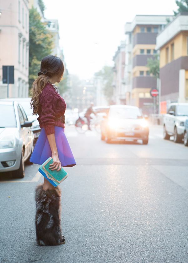 01-YuriAhn-theStylistme-shares-colour-pairings-blue-berries-trend-SS14